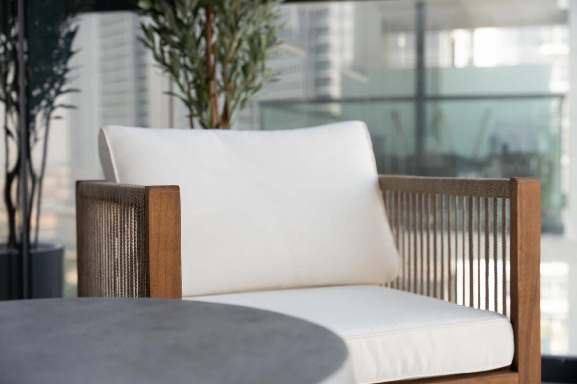 Tranquil 1br Hideaway In Damac Hills * Dubai